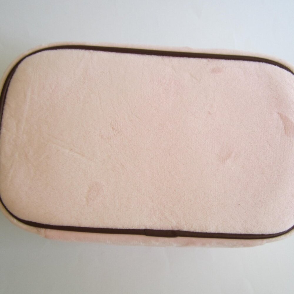 Juicy Couture Travel Cosmetic Bag - Picture 6 of 9